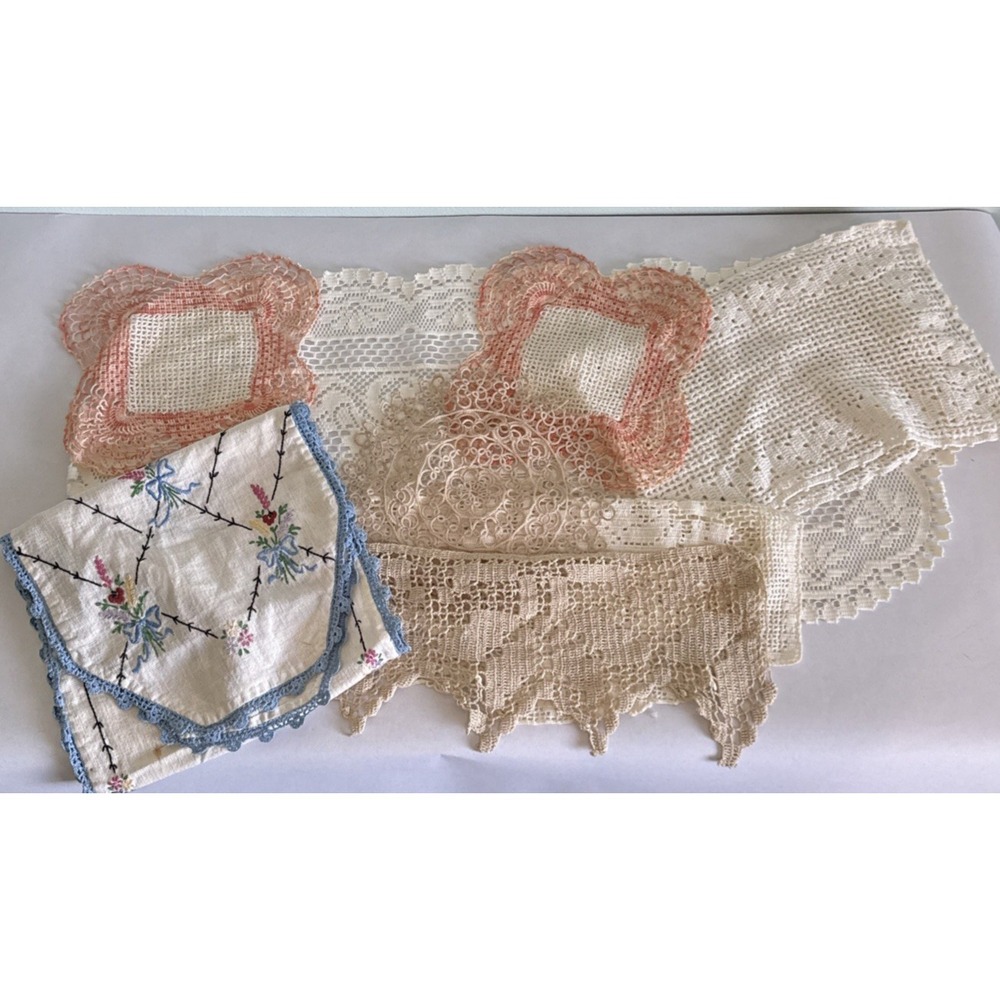 Lot of‎ 8 Vintage Doilies Crochet pieces Various colors, sizes, shapes home